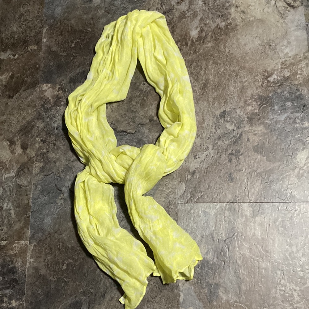 Ladies Neck Scarf - Picture 1 of 3